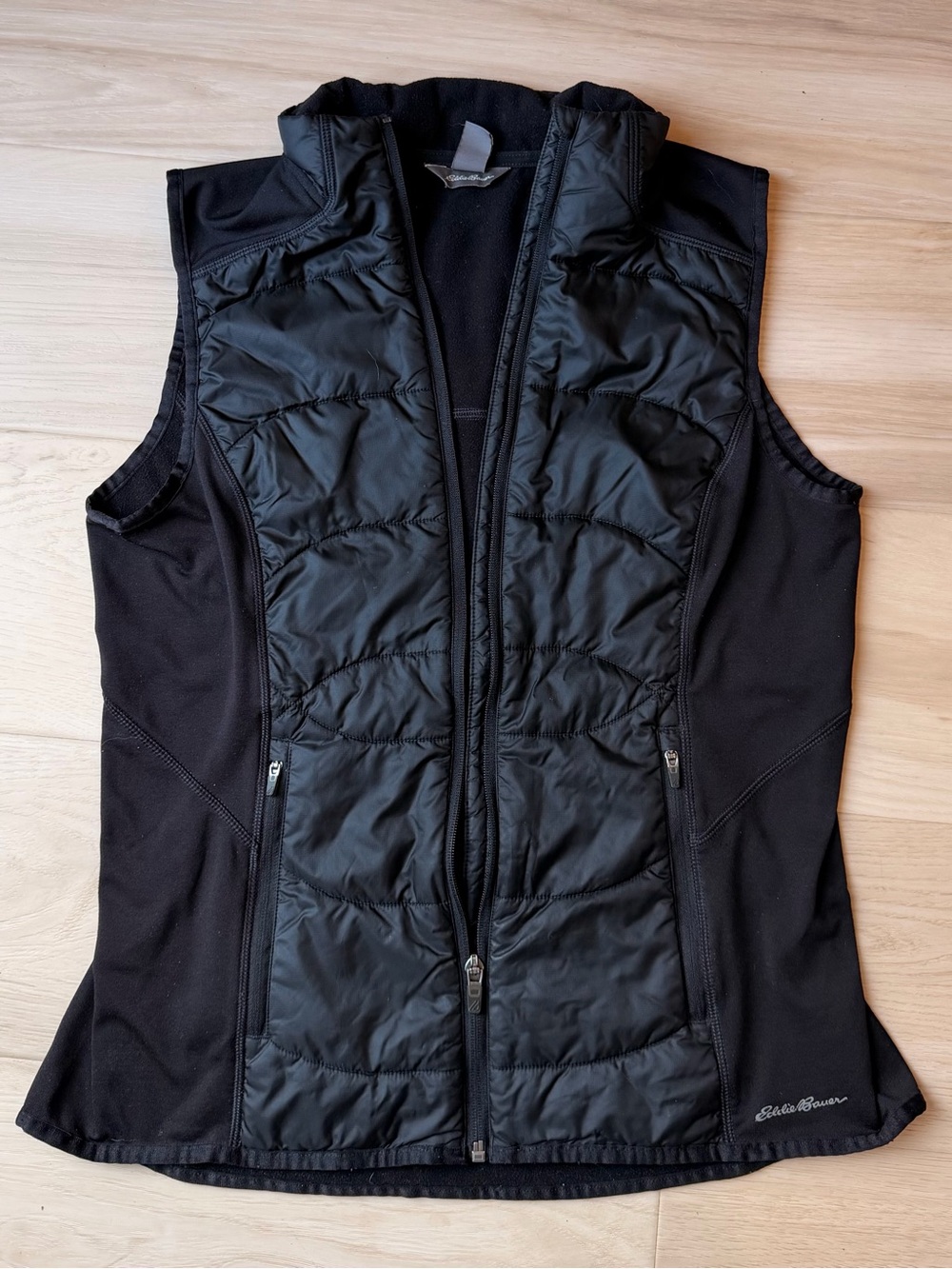 Eddie Bauer First Ascent IgniteLite Hybrid Vest Black - Women’s M